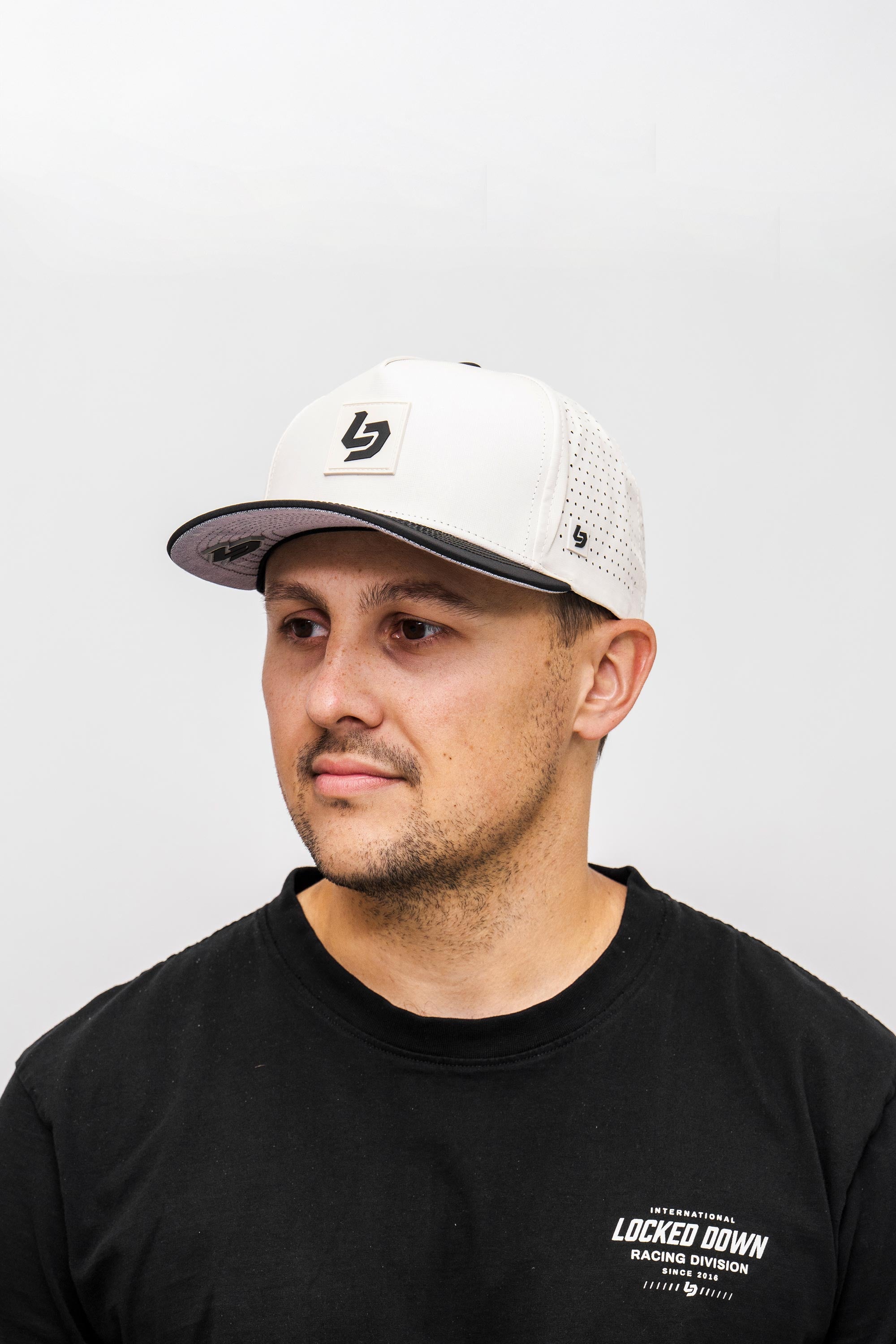 ICON LD Snapback - Cream/Black ICON LD Snapback - Cream/Black